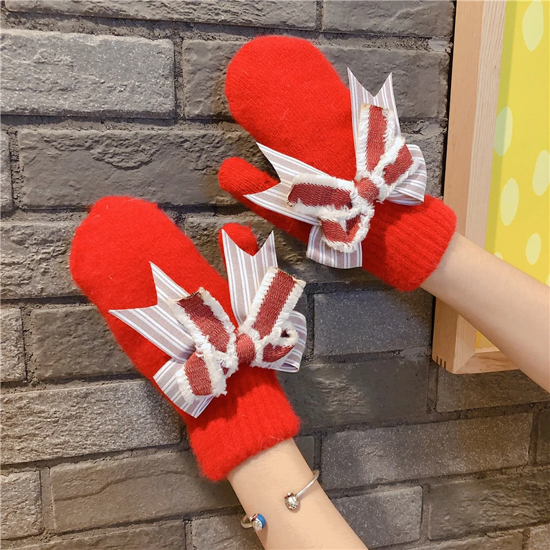 Christmas Series Female Red Festive Happy Snowman Cute Cartoon Students Wrapped Fingers Thickened Velvet Anti-Wind and Cold Warm Gloves